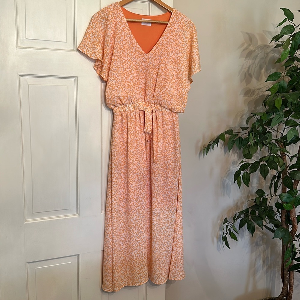 Orange Midi dress 🍊